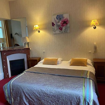 Hotel Le Beau Site Gien Eksteriør billede