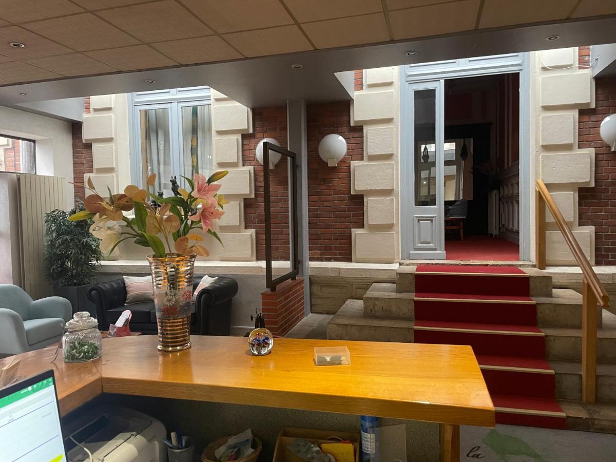 Hotel Le Beau Site Gien Eksteriør billede