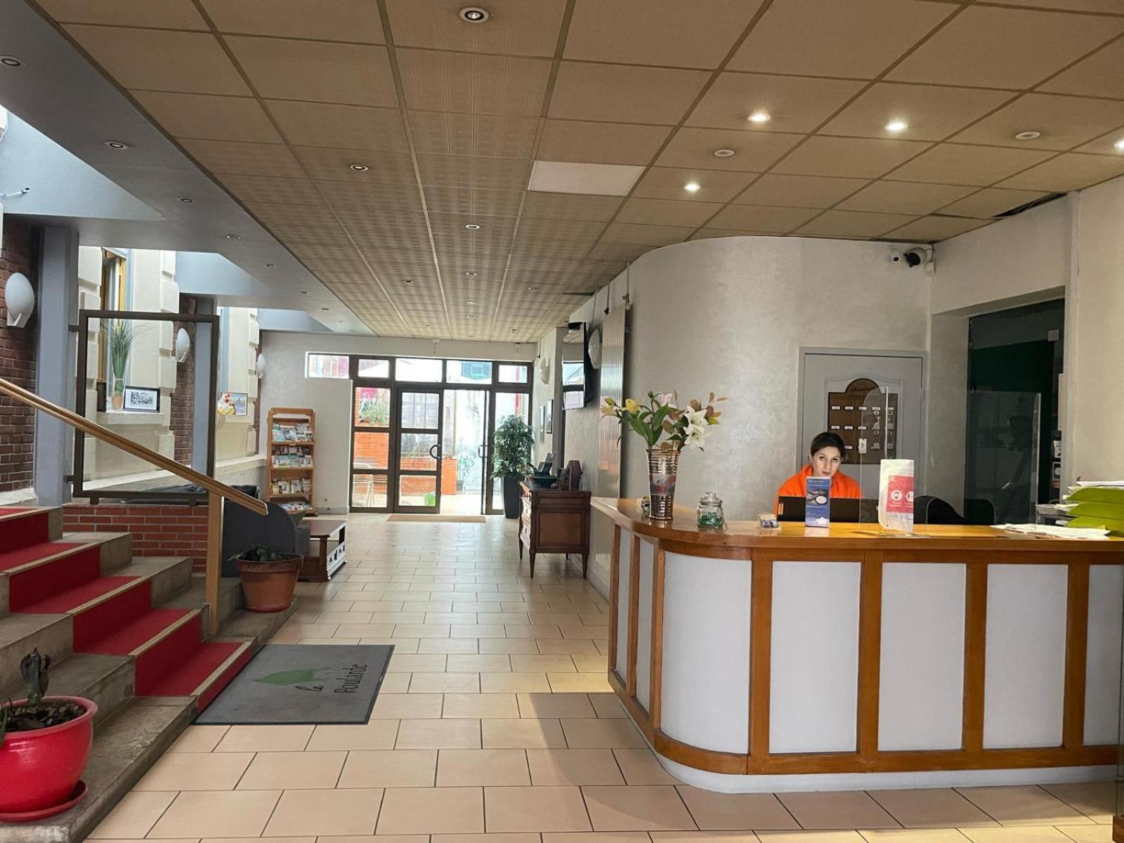 Hotel Le Beau Site Gien Eksteriør billede