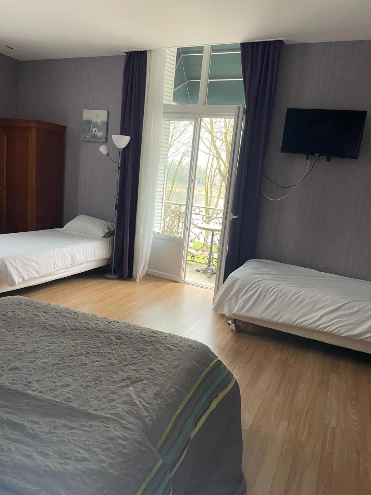 Hotel Le Beau Site Gien Eksteriør billede