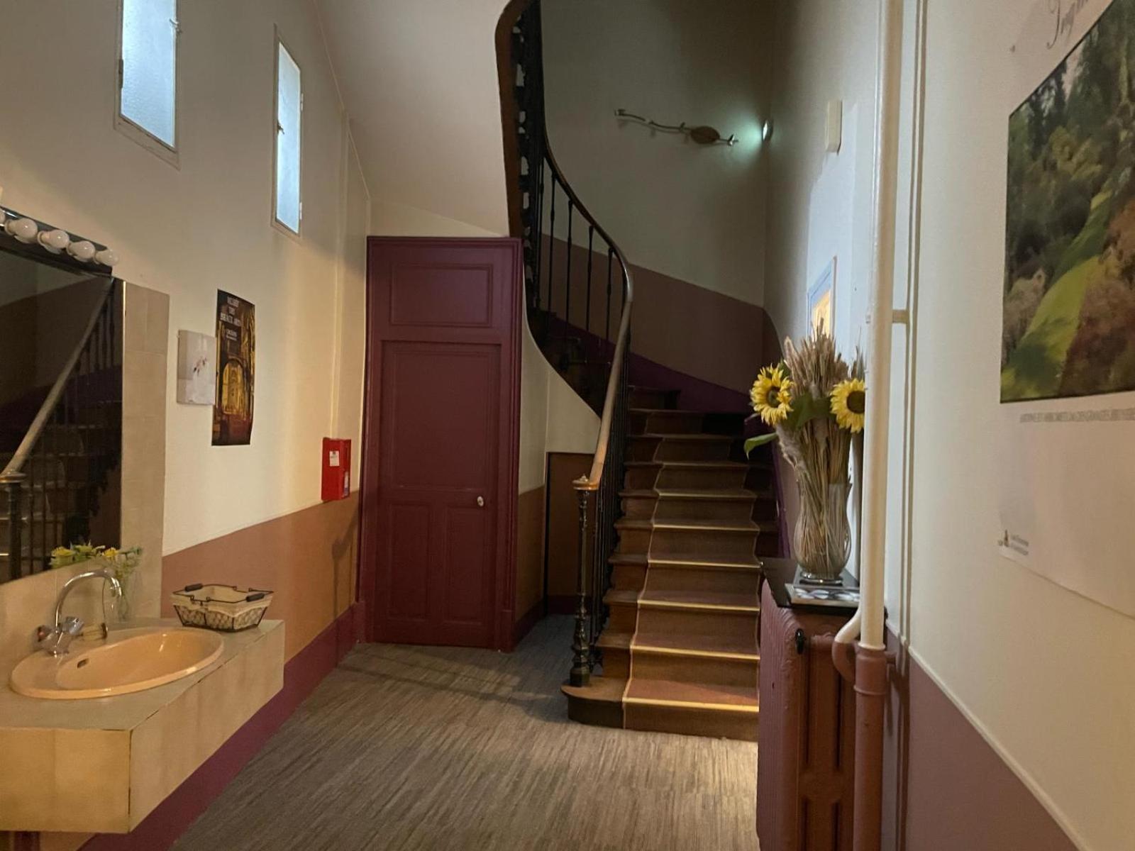 Hotel Le Beau Site Gien Eksteriør billede