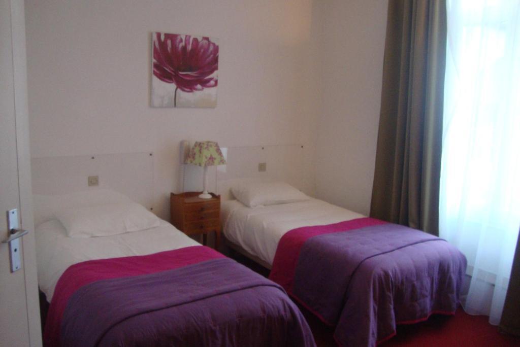 Hotel Le Beau Site Gien Værelse billede